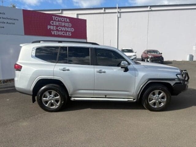 2024 Toyota Landcruiser Sahara in Silver