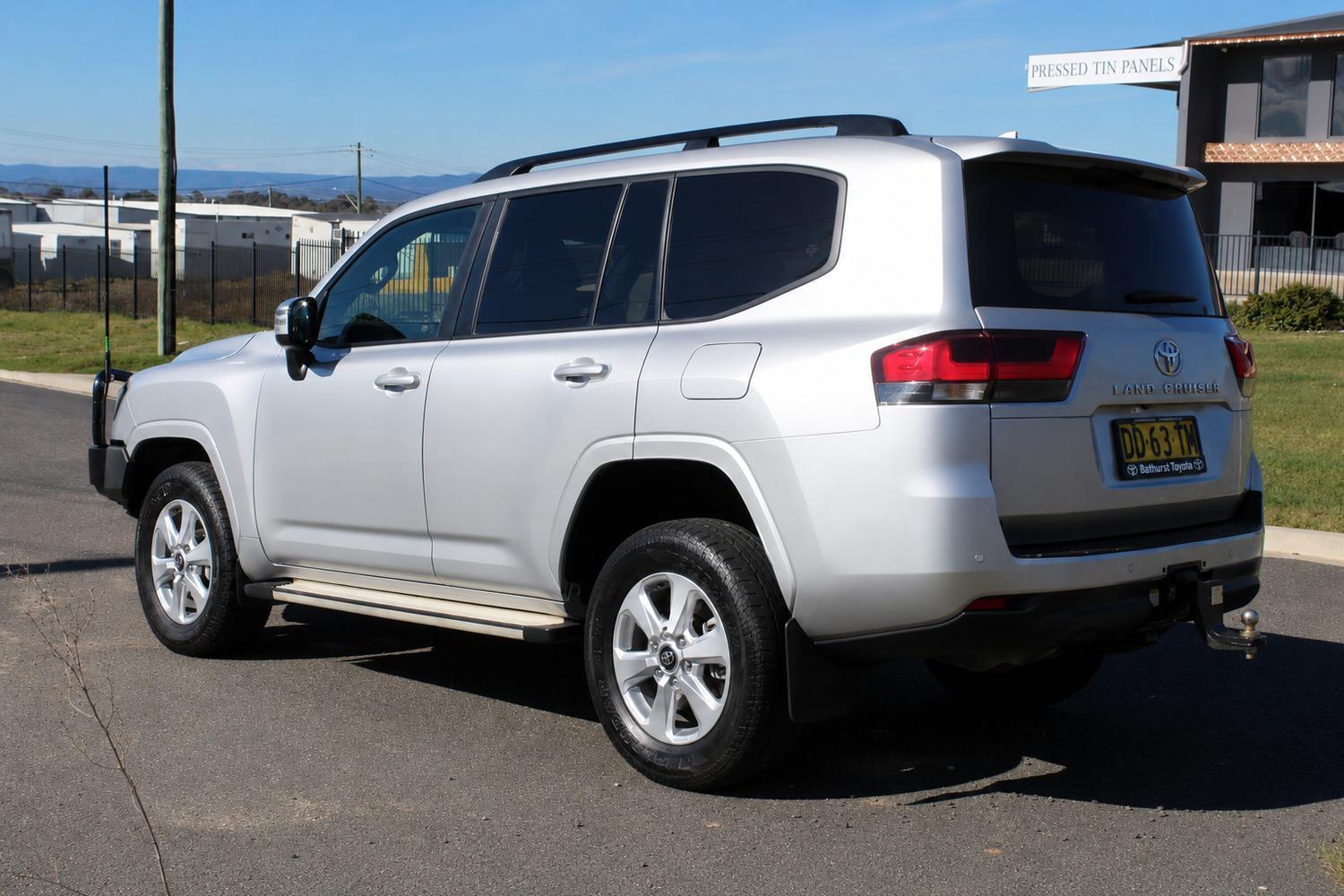 2022 Toyota Landcruiser GXL in Silver