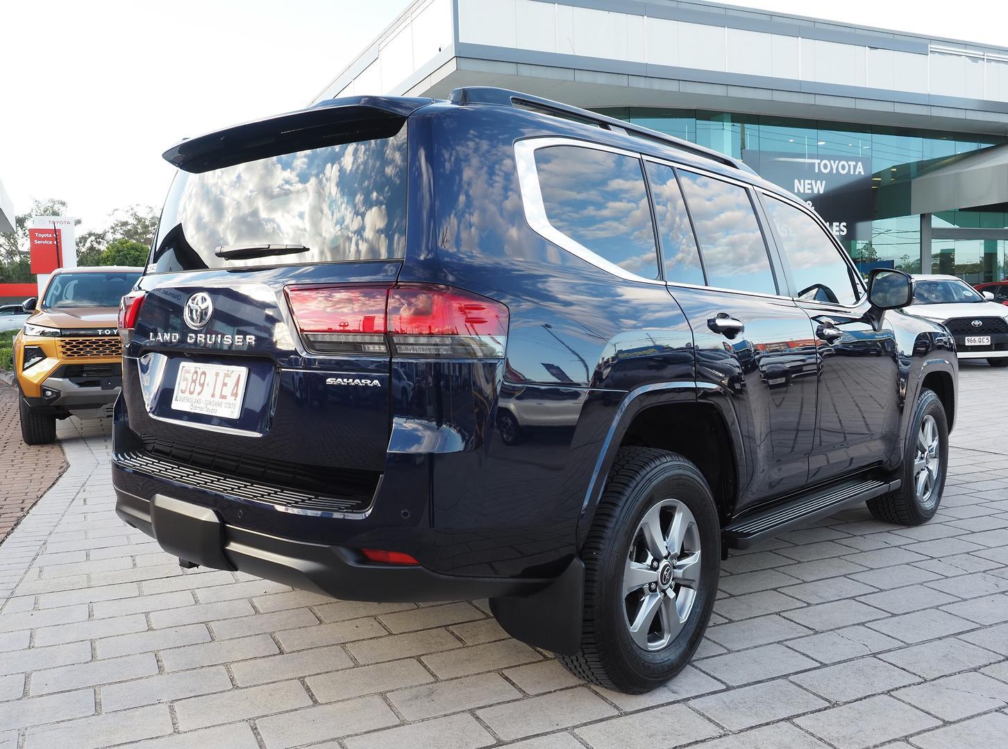 2023 Toyota Landcruiser Sahara in Blue