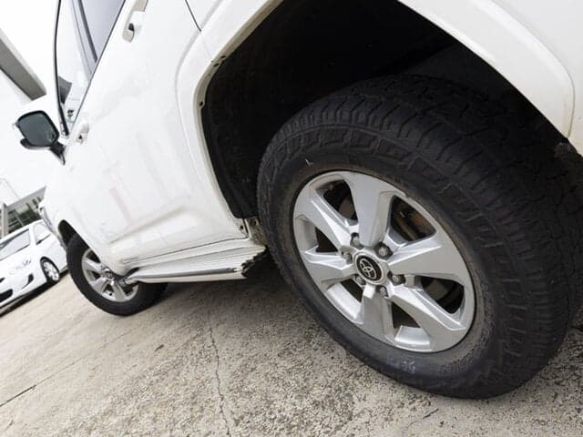 2023 Toyota Landcruiser GXL in White