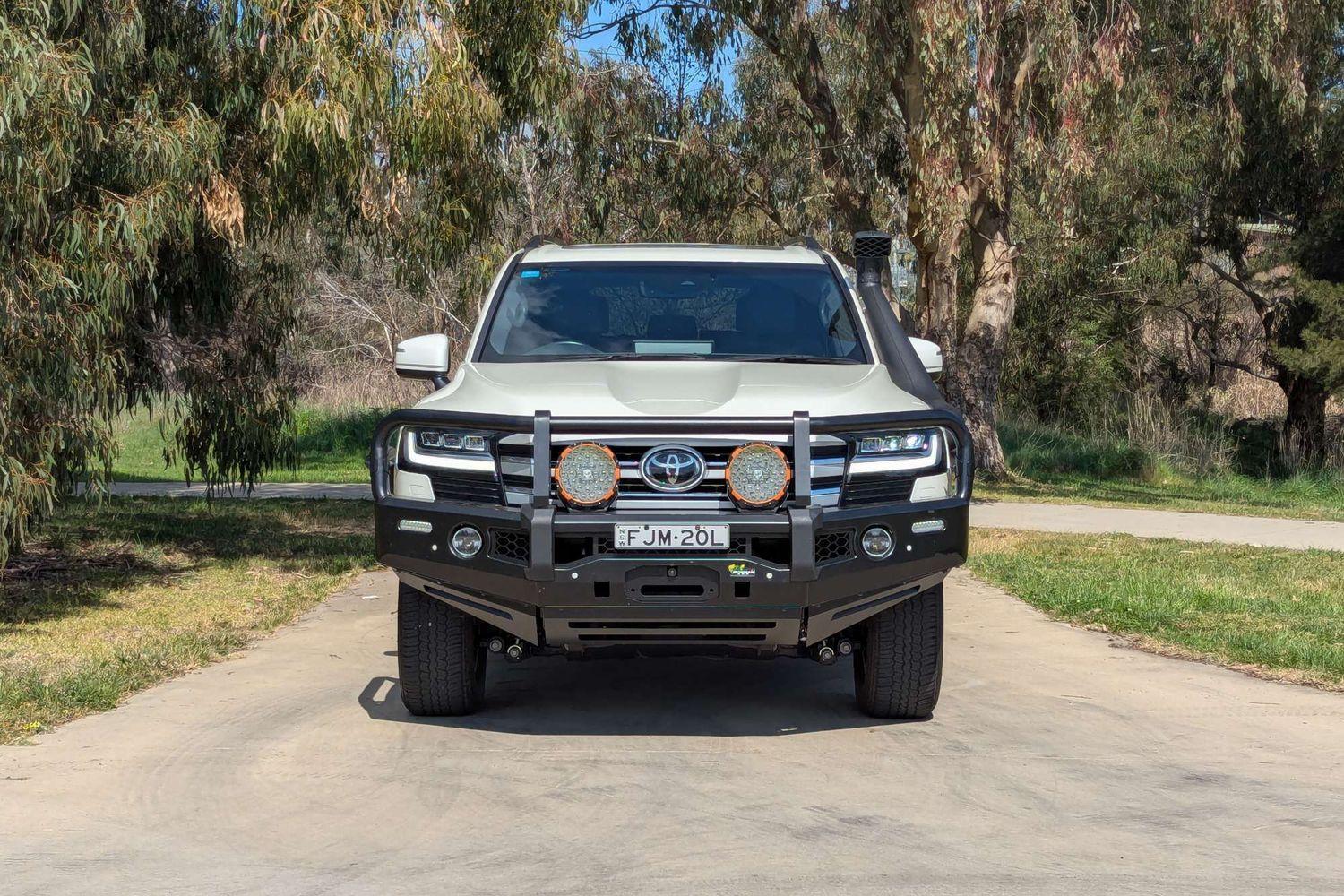 2024 Toyota Landcruiser VX in White