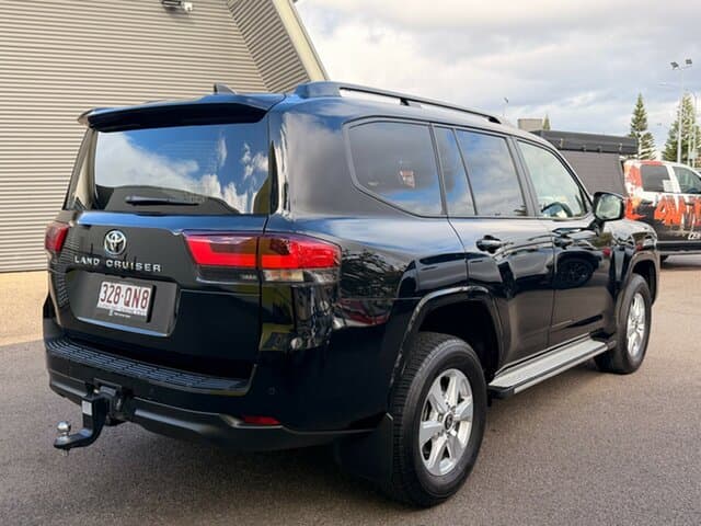 2025 Toyota Landcruiser GXL in Black