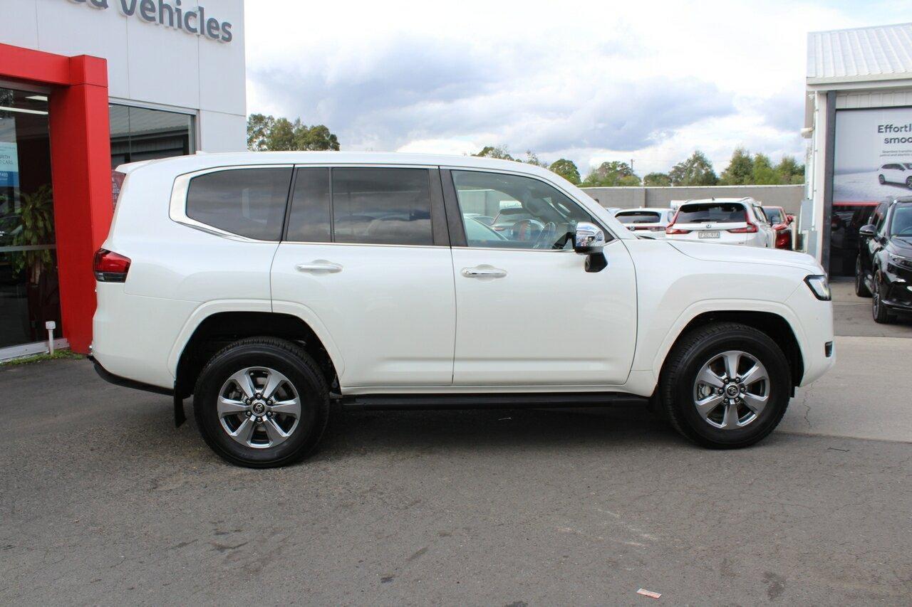 2022 Toyota Landcruiser Sahara in White