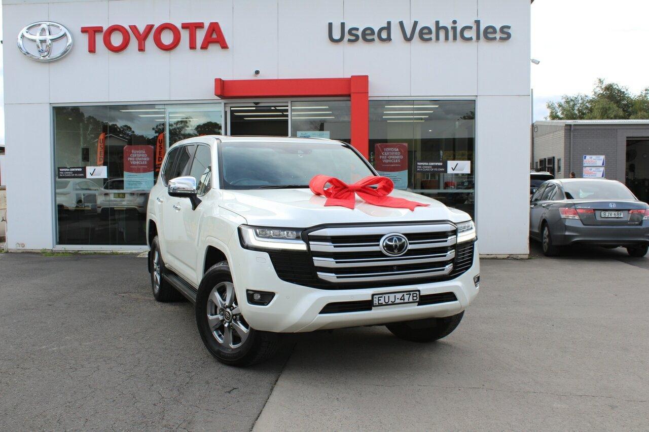2022 Toyota Landcruiser Sahara in White
