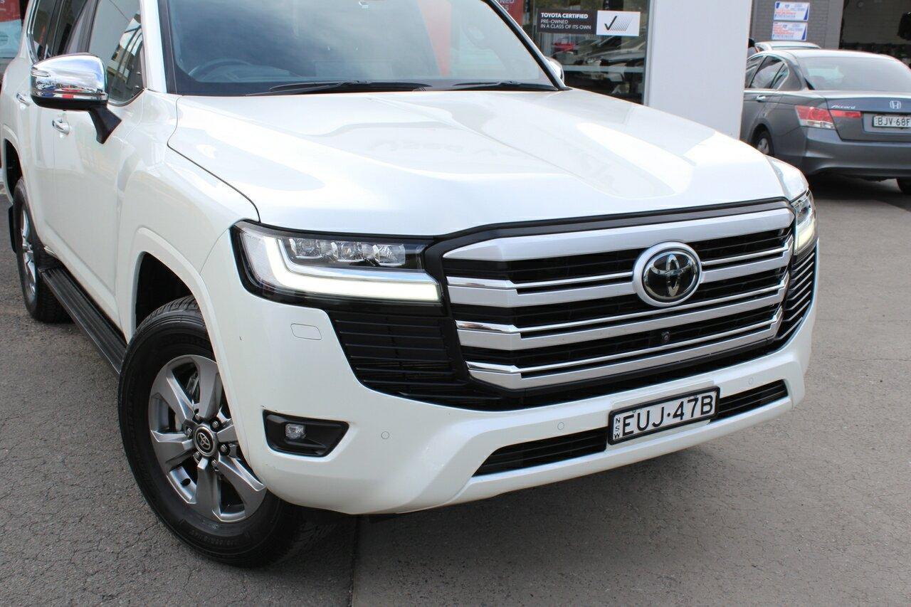 2022 Toyota Landcruiser Sahara in White