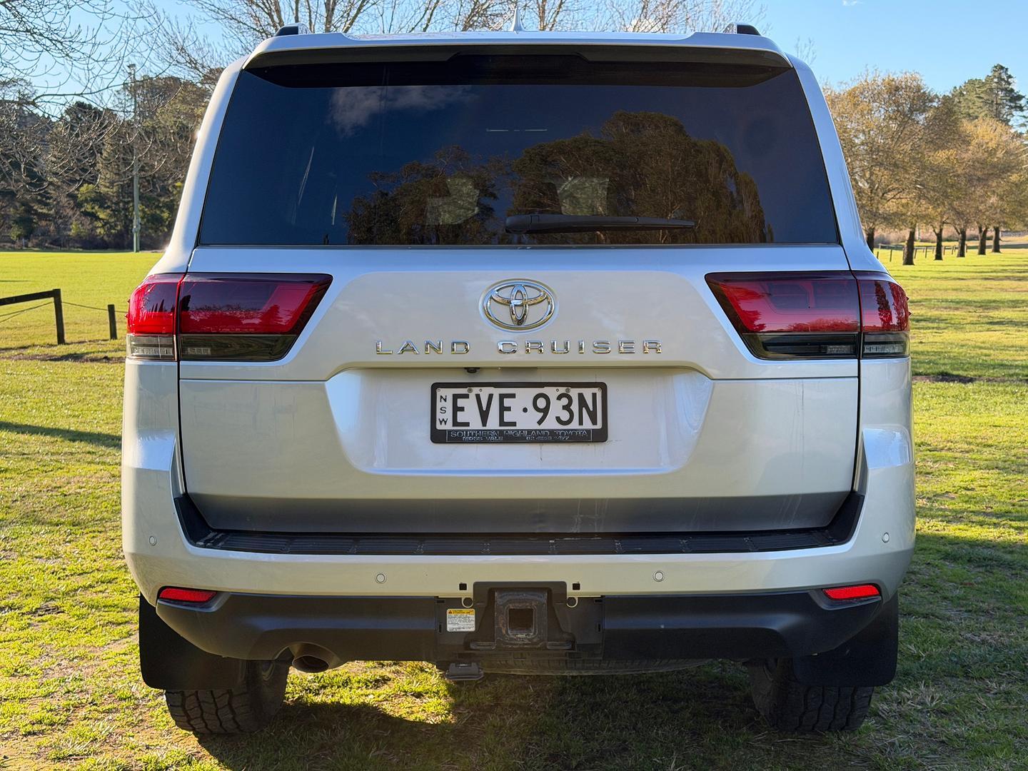2022 Toyota Landcruiser VX in Silver
