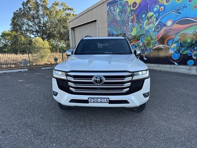 2023 Toyota Landcruiser 300 Sahara in White