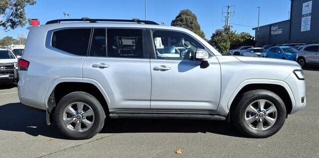 2021 Toyota Landcruiser 300 VX in Silver