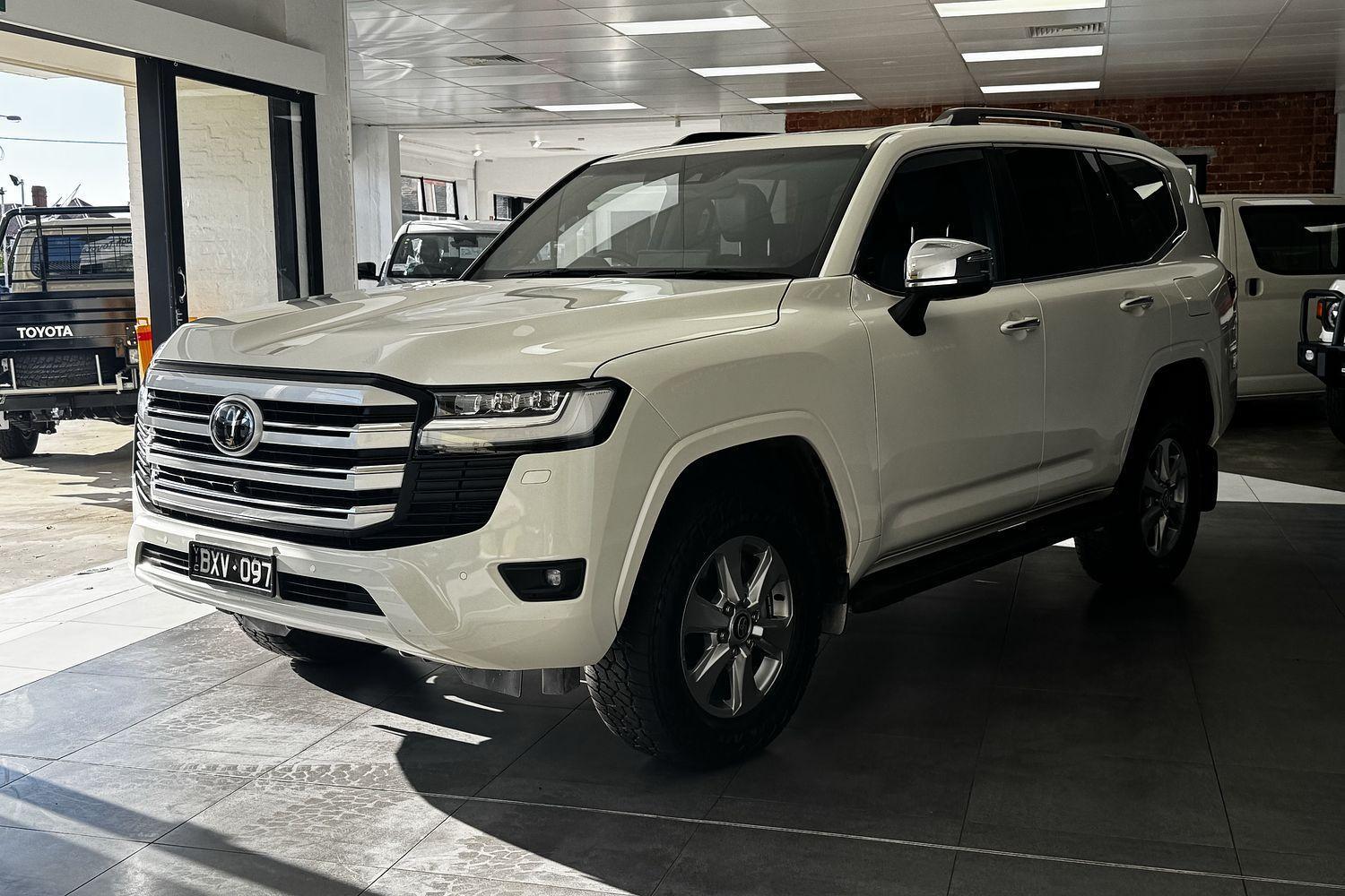 2022 Toyota Landcruiser Sahara in White