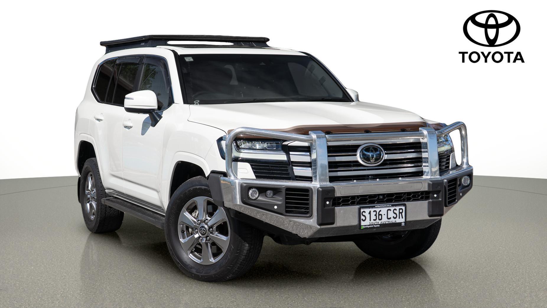 2022 Toyota Landcruiser VX in White