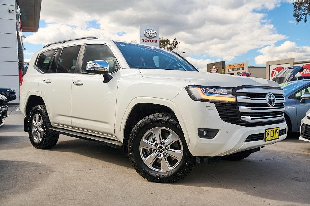 2022 Toyota Landcruiser Sahara in White