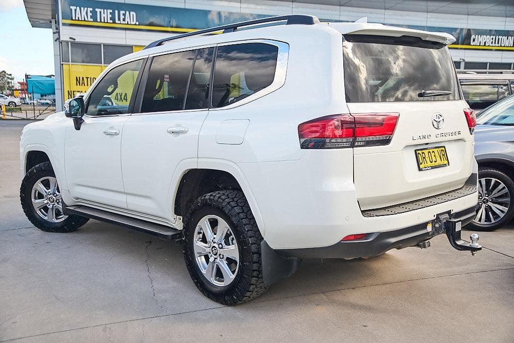 2022 Toyota Landcruiser Sahara in White