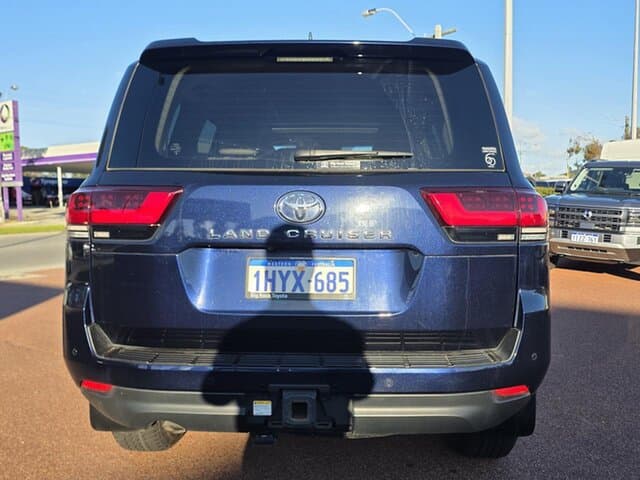 2023 Toyota Landcruiser VX in Blue