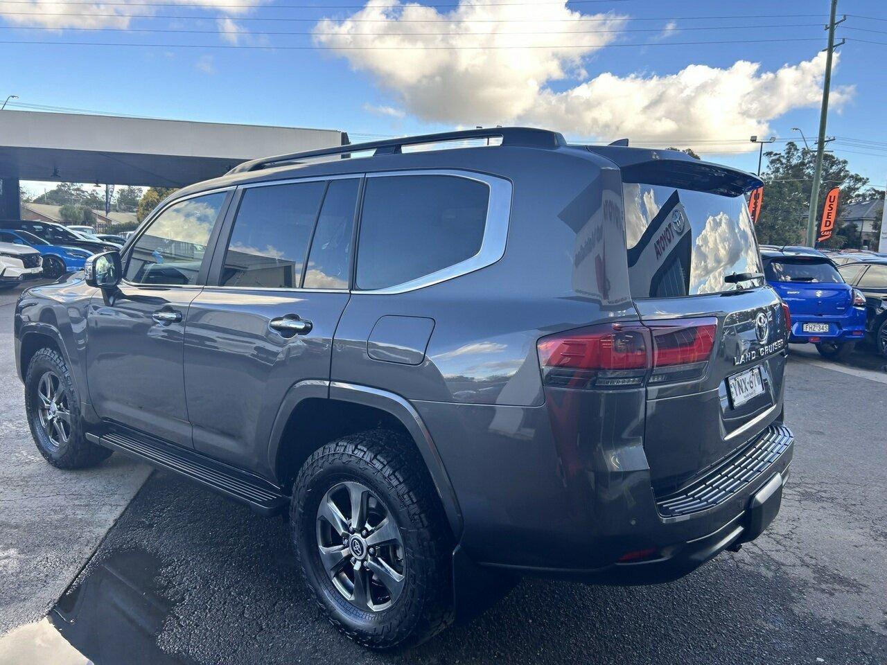 2024 Toyota Landcruiser Sahara in Silver