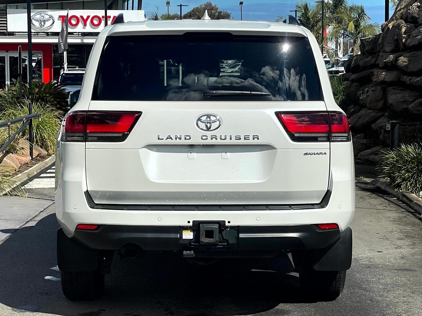 2022 Toyota Landcruiser Sahara in White