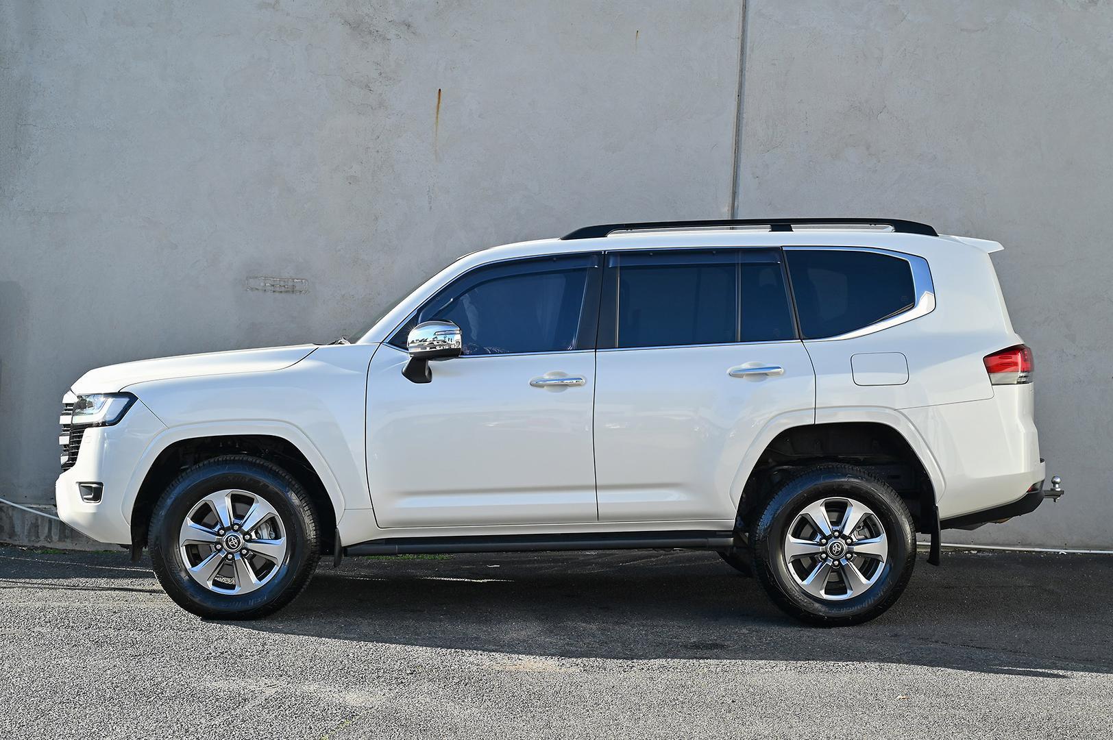 2022 Toyota Landcruiser Sahara in White