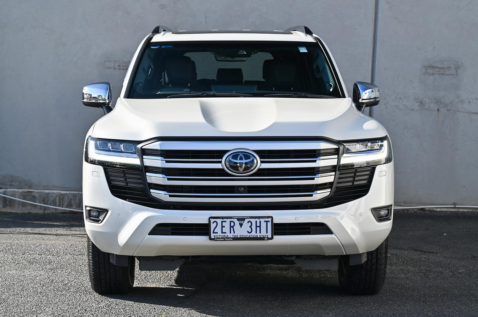 2022 Toyota Landcruiser Sahara in White