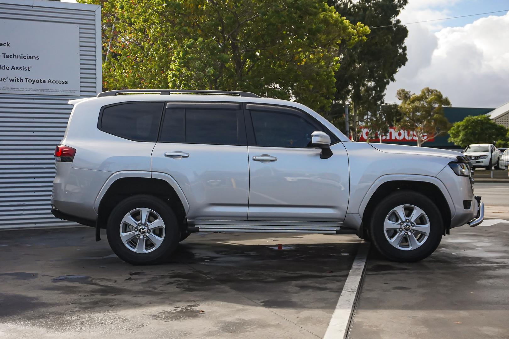 2023 Toyota Landcruiser GXL in Silver