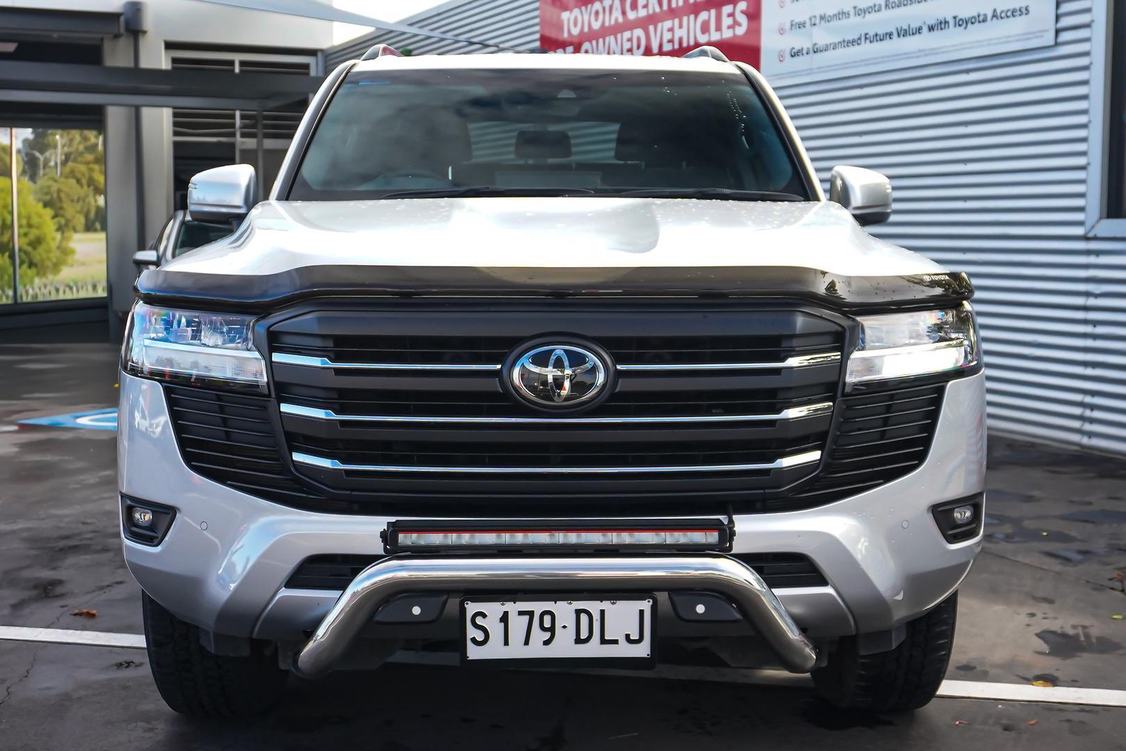 2023 Toyota Landcruiser GXL in Silver