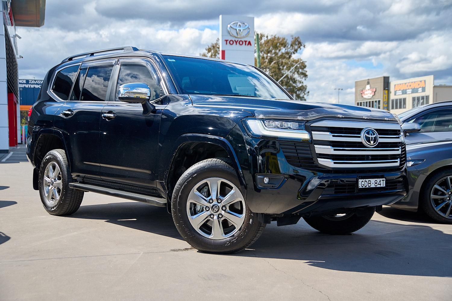 2024 Toyota Landcruiser Sahara in Black