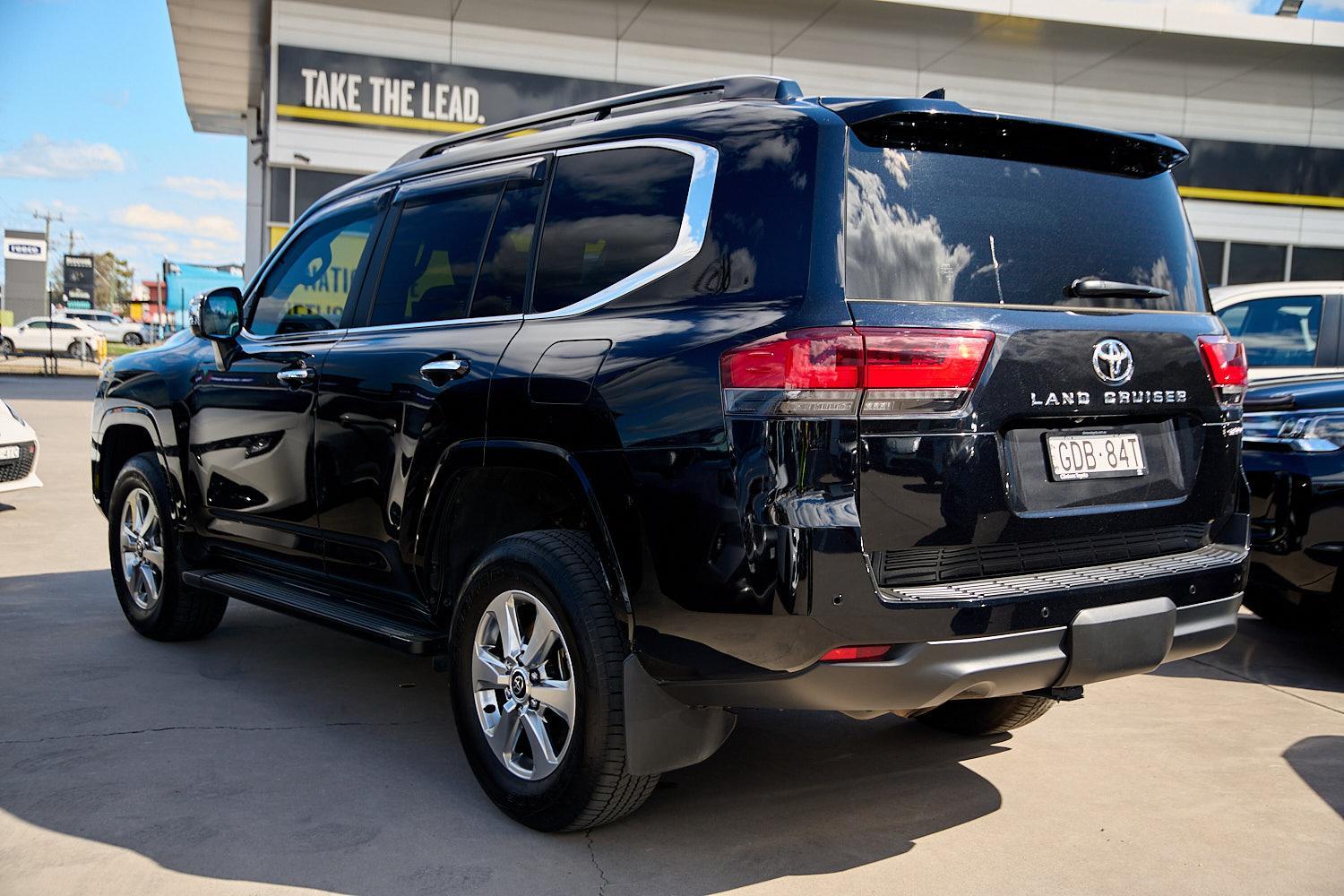 2024 Toyota Landcruiser Sahara in Black