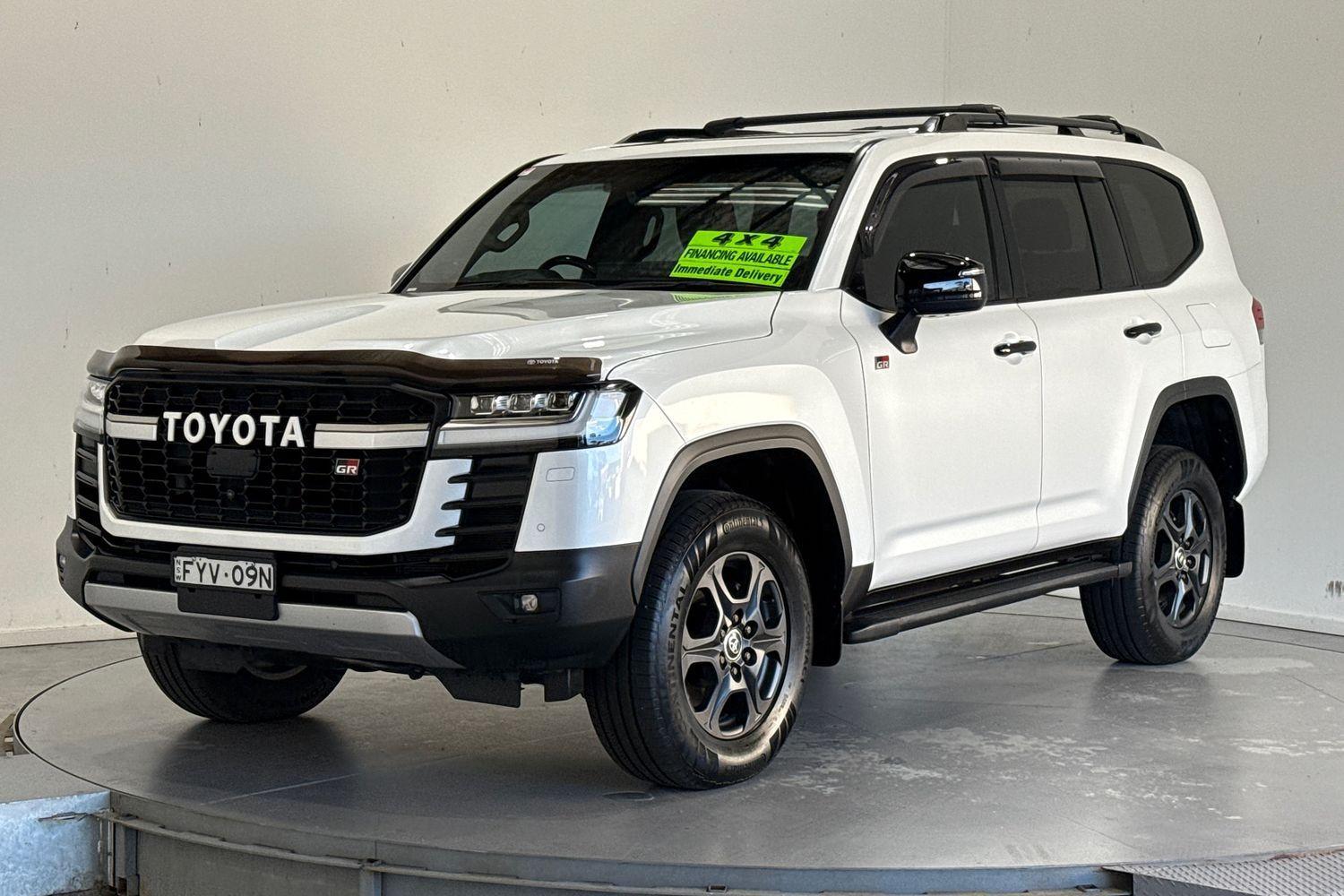 2023 Toyota Landcruiser GR Sport in White