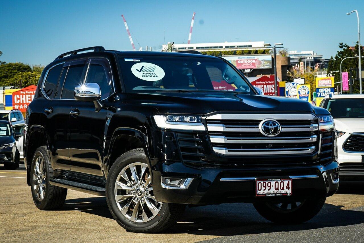 2024 Toyota Landcruiser Sahara ZX in Black
