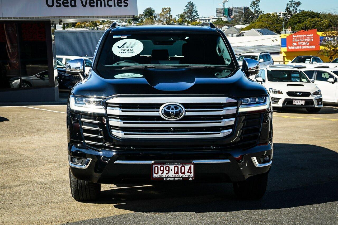 2024 Toyota Landcruiser Sahara ZX in Black