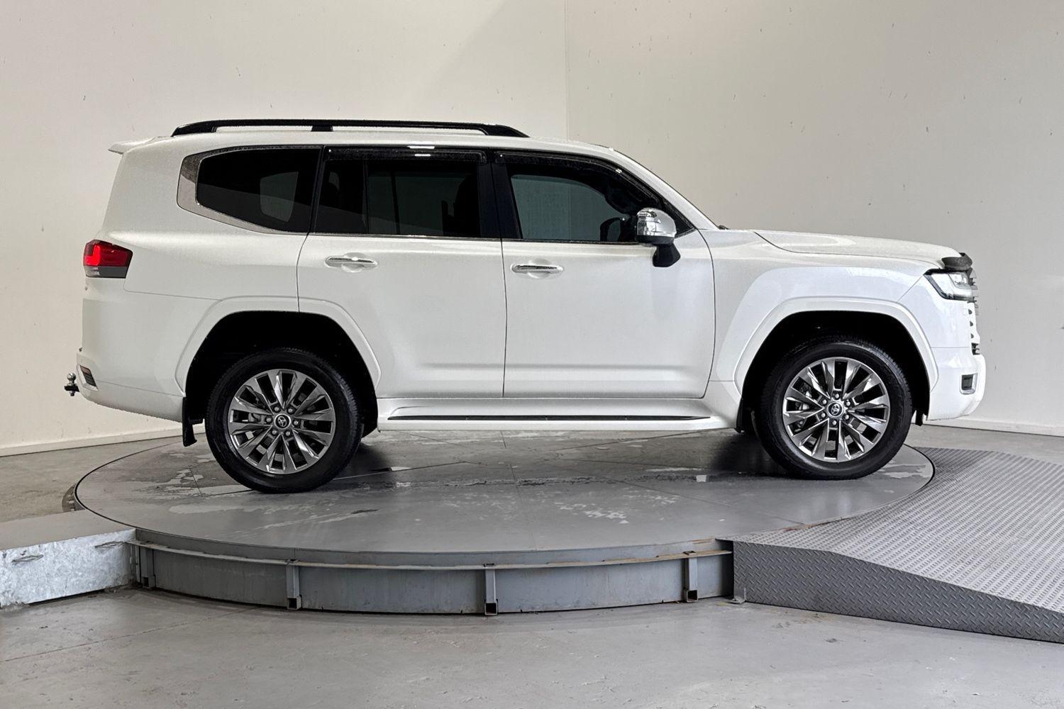 2026 Toyota Landcruiser Sahara ZX in White