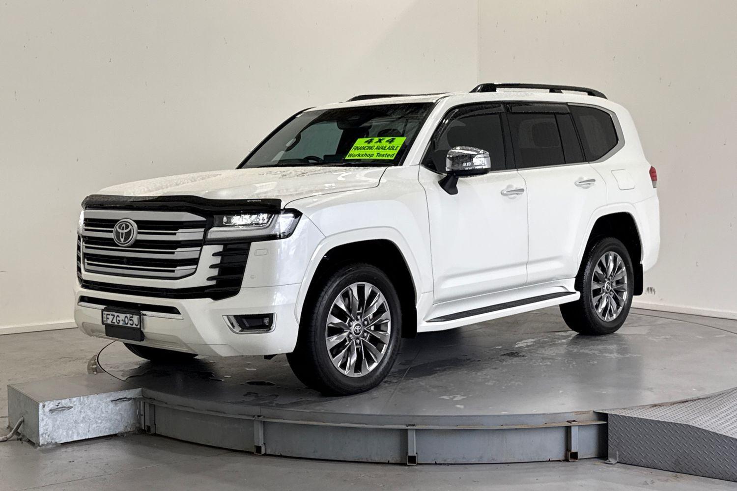 2026 Toyota Landcruiser Sahara ZX in White
