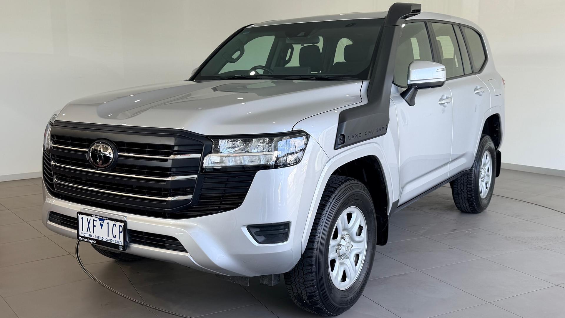 2022 Toyota Landcruiser GX in Silver