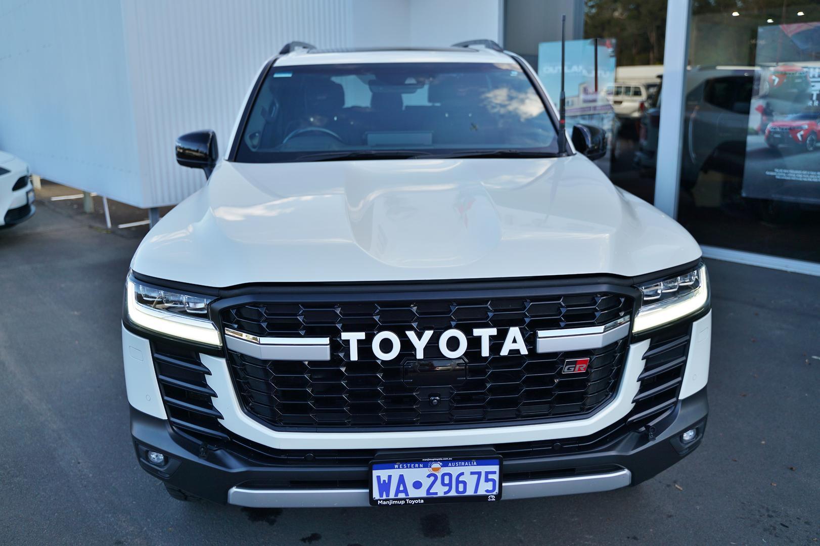 2022 Toyota Landcruiser GR-S in White