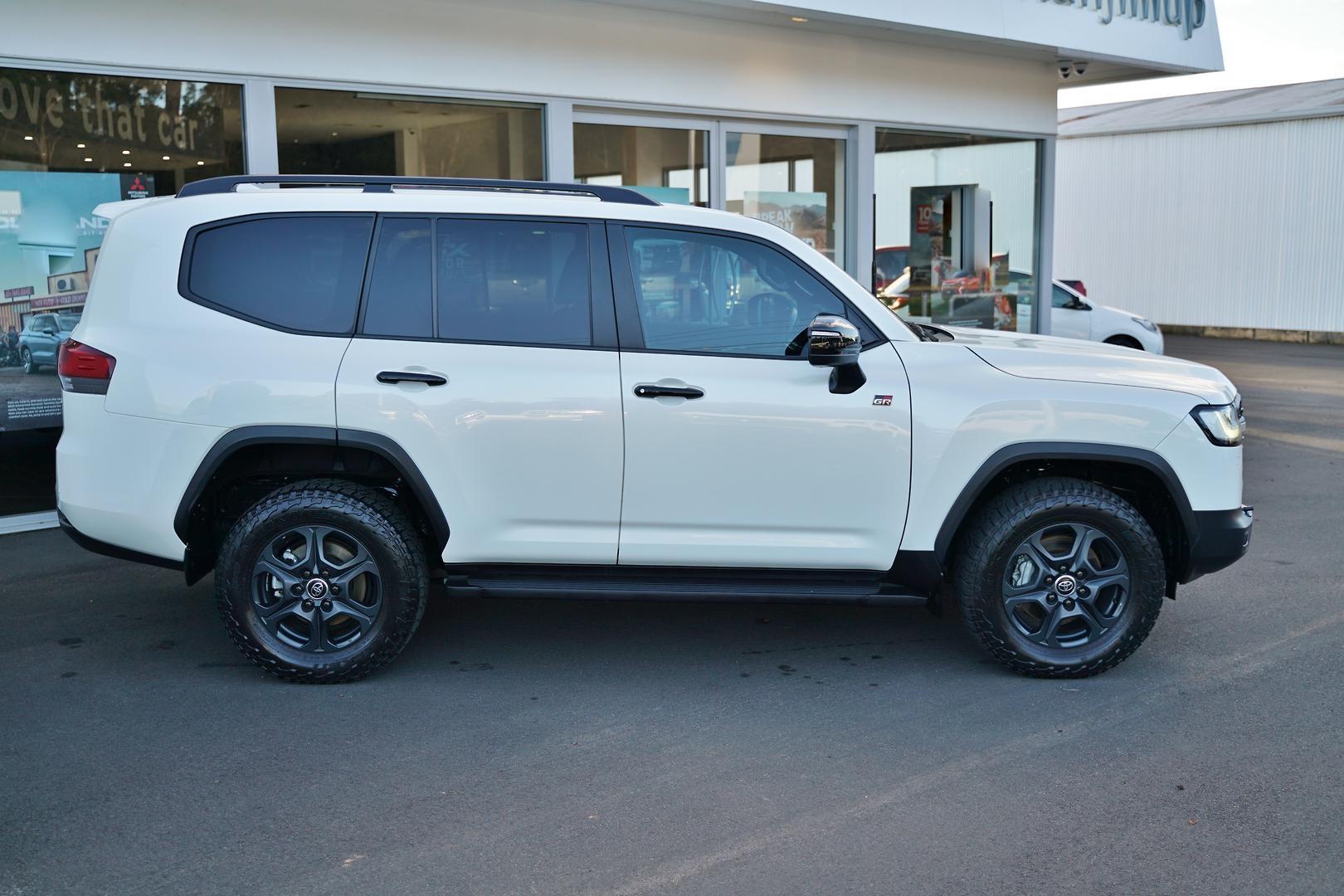 2022 Toyota Landcruiser GR-S in White