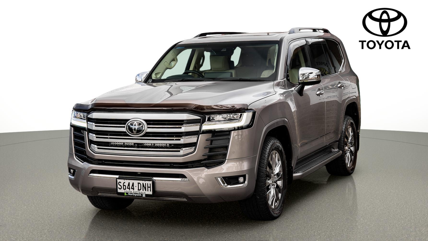 2022 Toyota Landcruiser Sahara ZX in Bronze