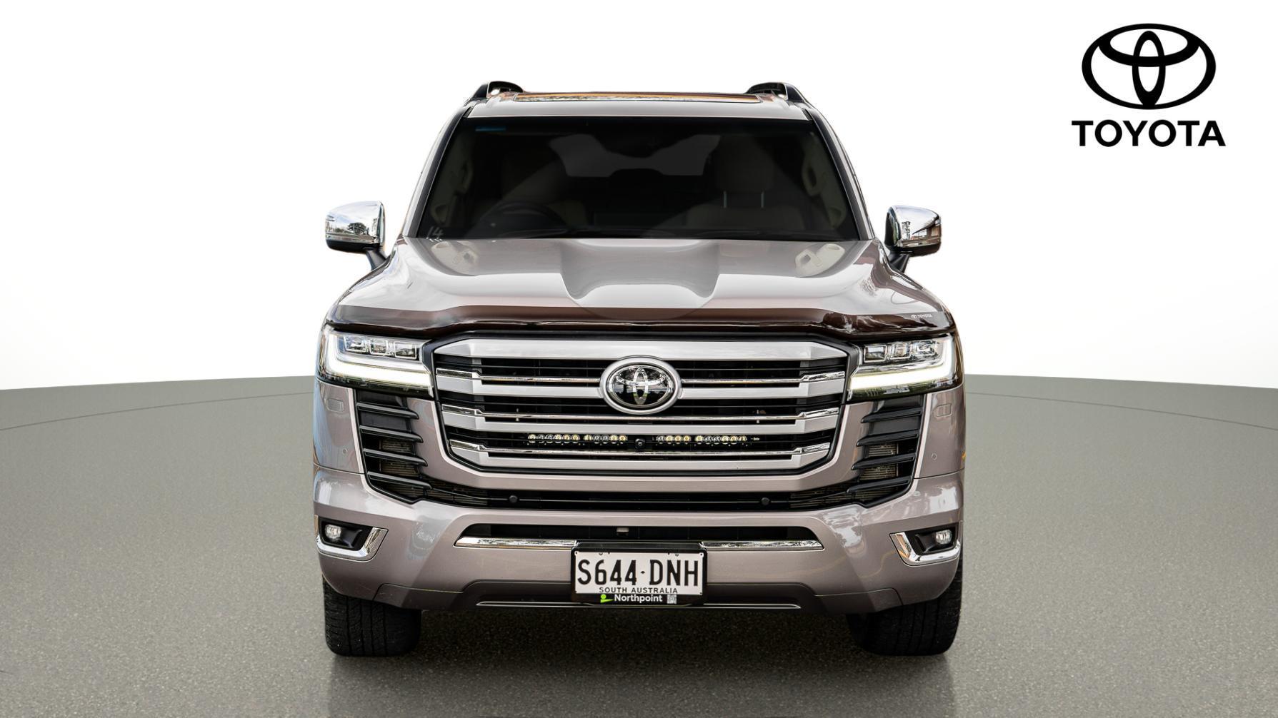 2022 Toyota Landcruiser Sahara ZX in Bronze