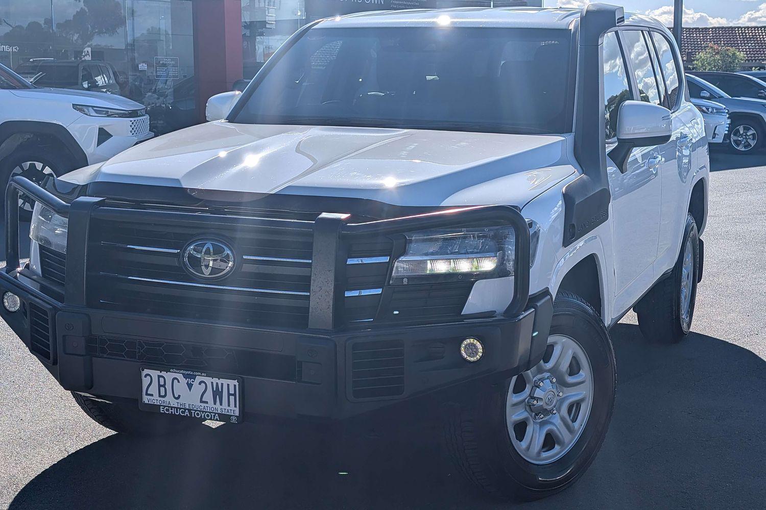 2024 Toyota Landcruiser 300 GX in White