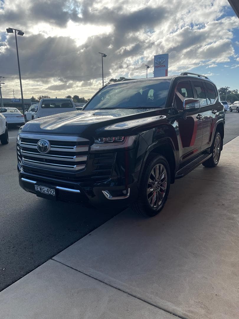 2023 Toyota Landcruiser 300 Sahara ZX in Black