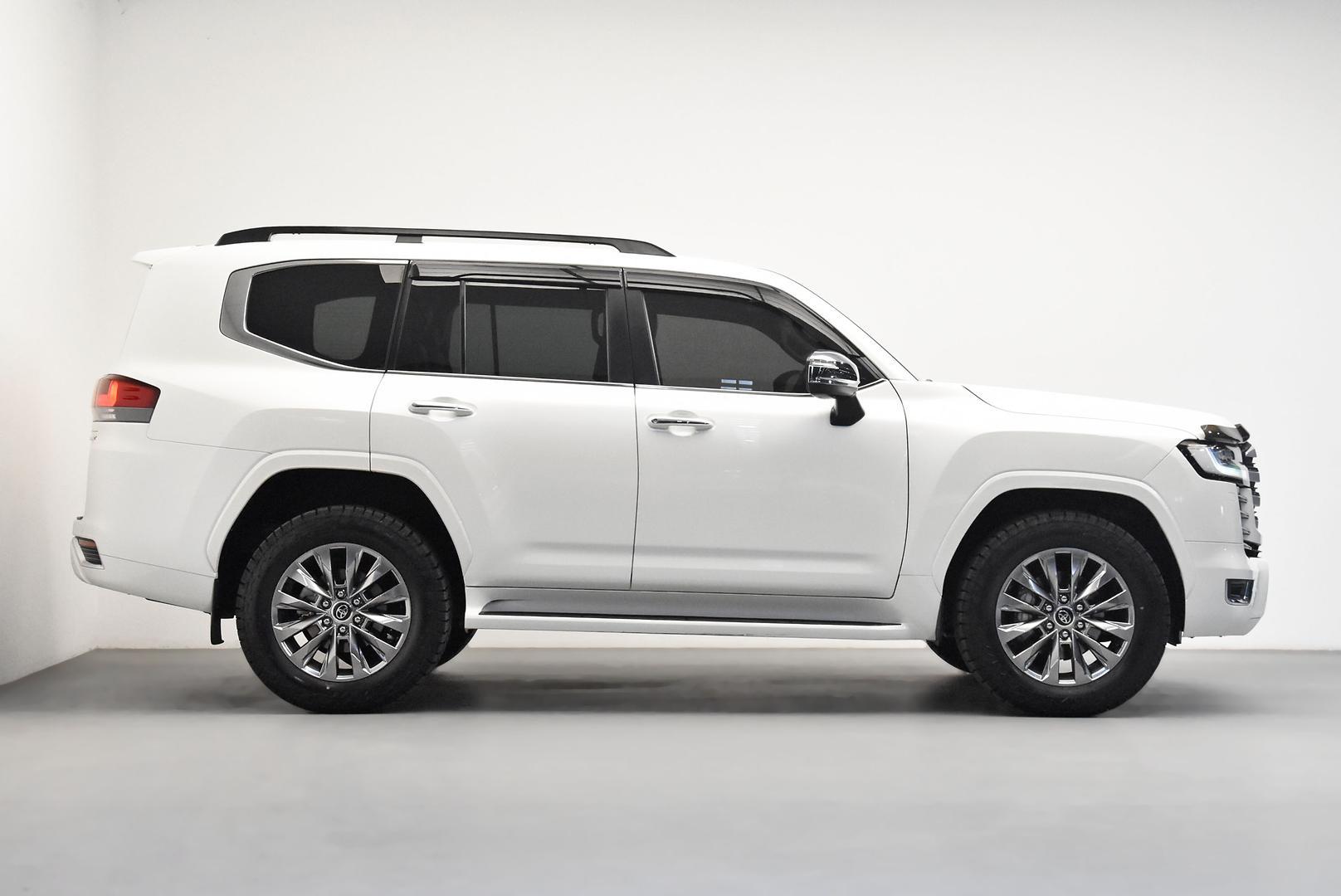 Toyota Landcruiser 300 Sahara ZX Cars for sale in Australia | 57