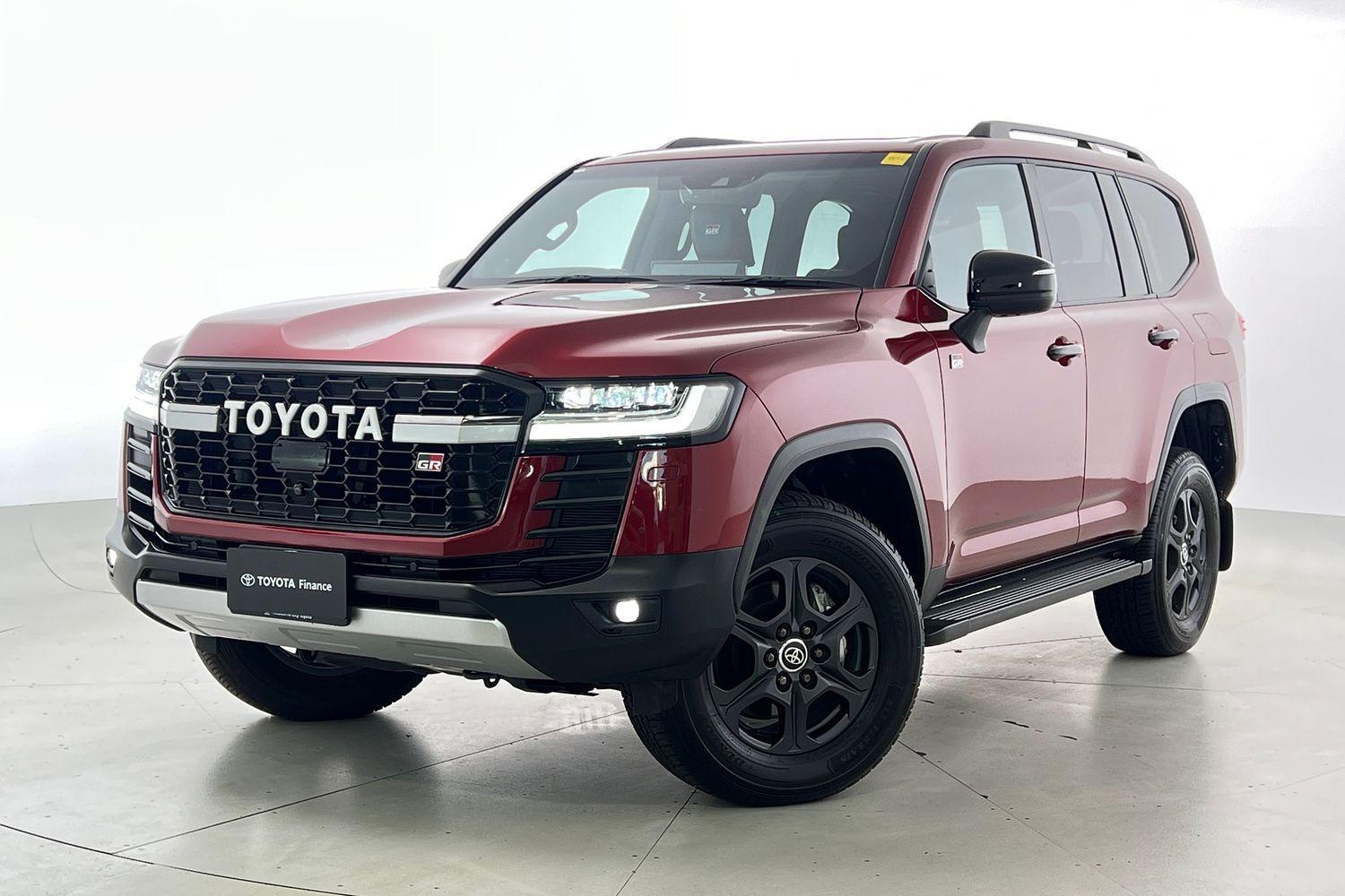 2024 Toyota Landcruiser GR-S in Red
