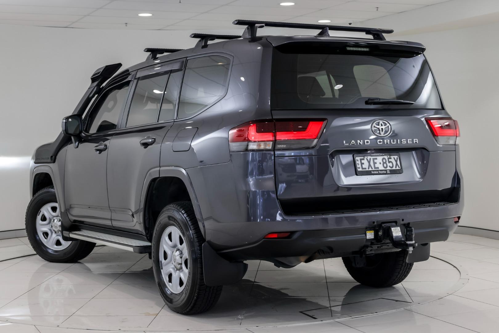2022 Toyota Landcruiser GX in Silver