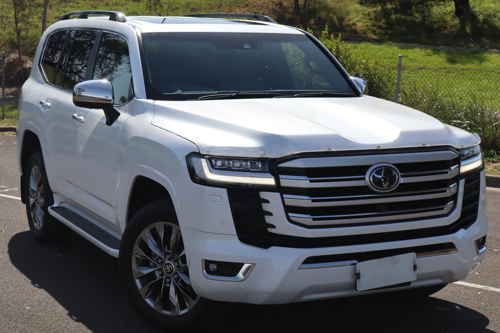 2023 Toyota Landcruiser Sahara ZX in White