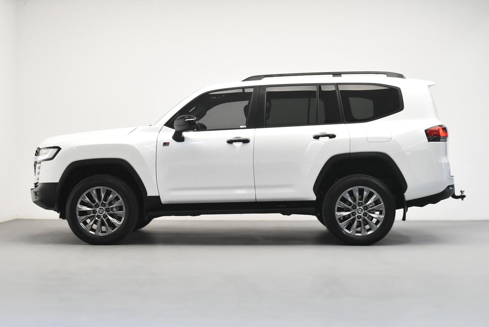 2023 Toyota Landcruiser GR-S in White