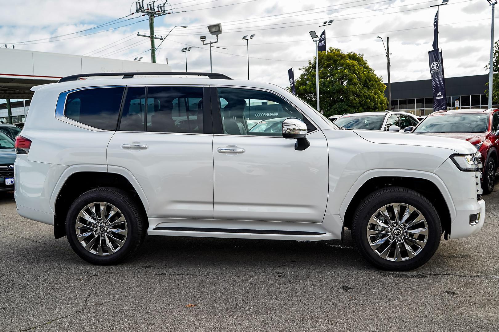 2025 Toyota Landcruiser Sahara ZX in White
