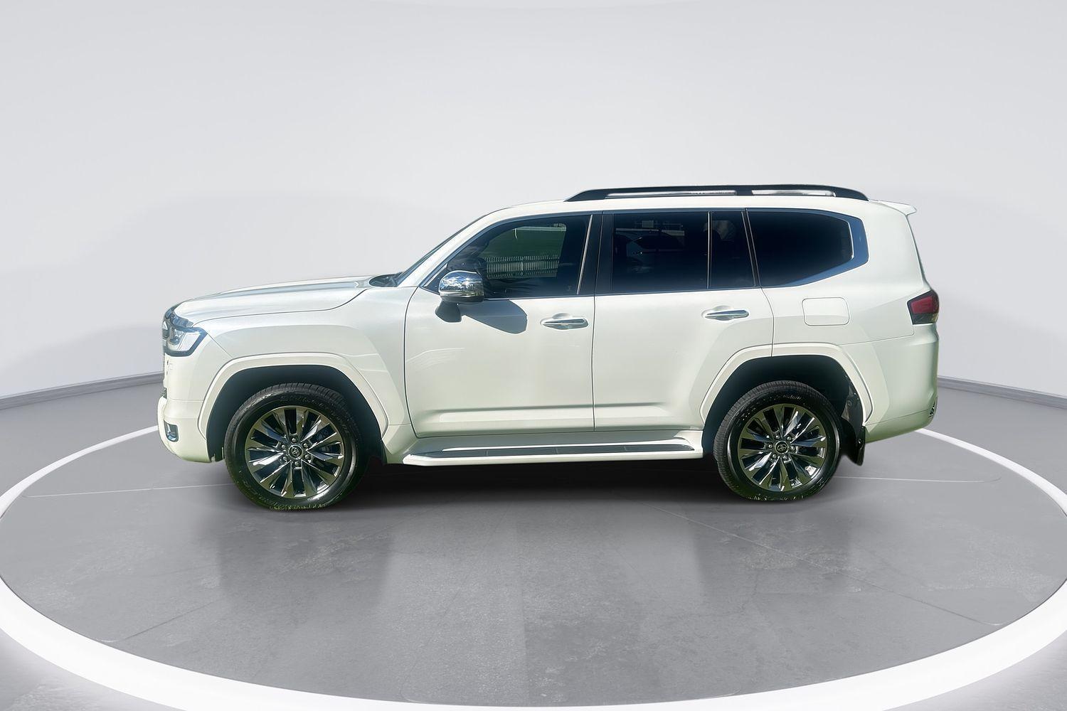 2024 Toyota Landcruiser Sahara ZX in White