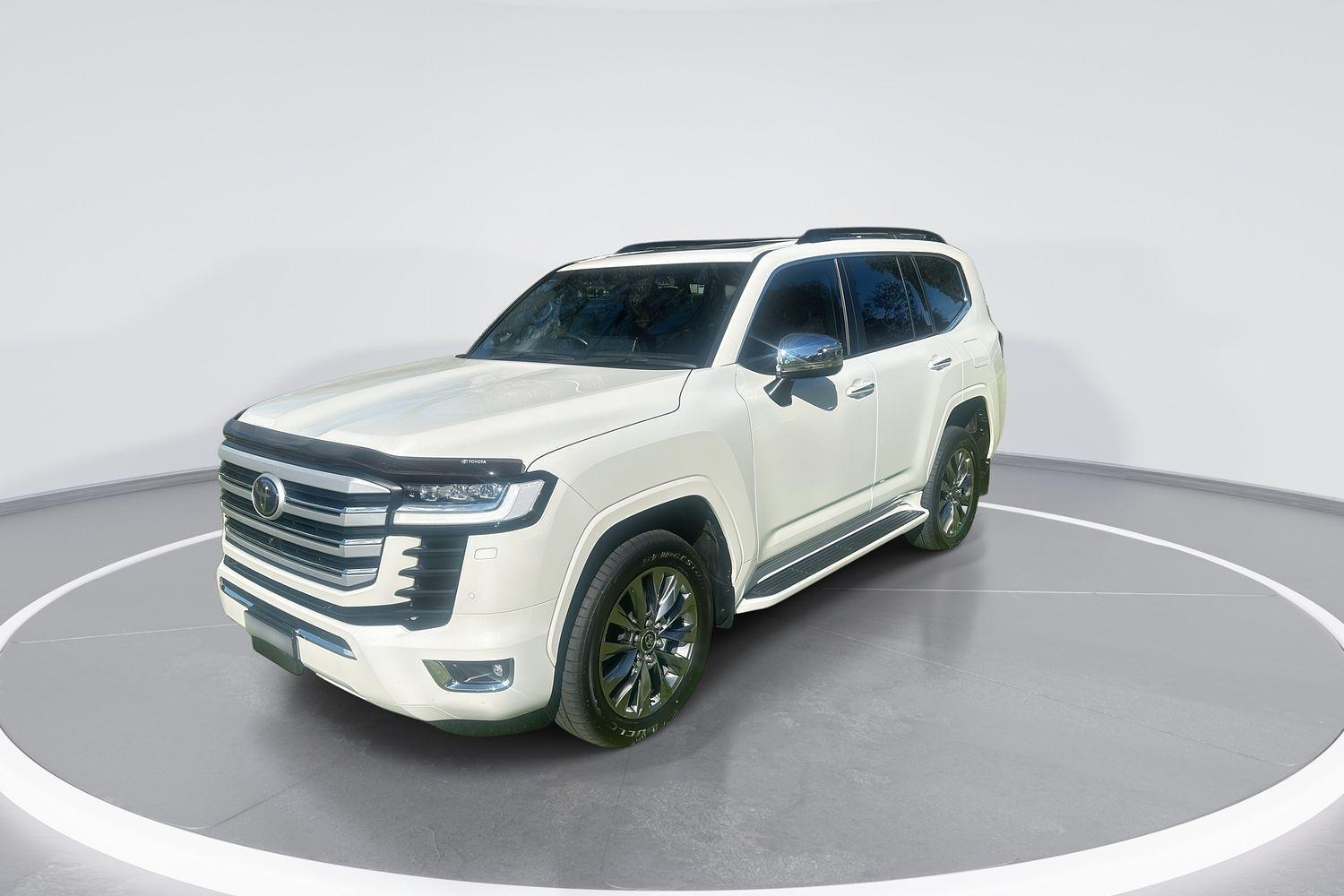 2024 Toyota Landcruiser Sahara ZX in White