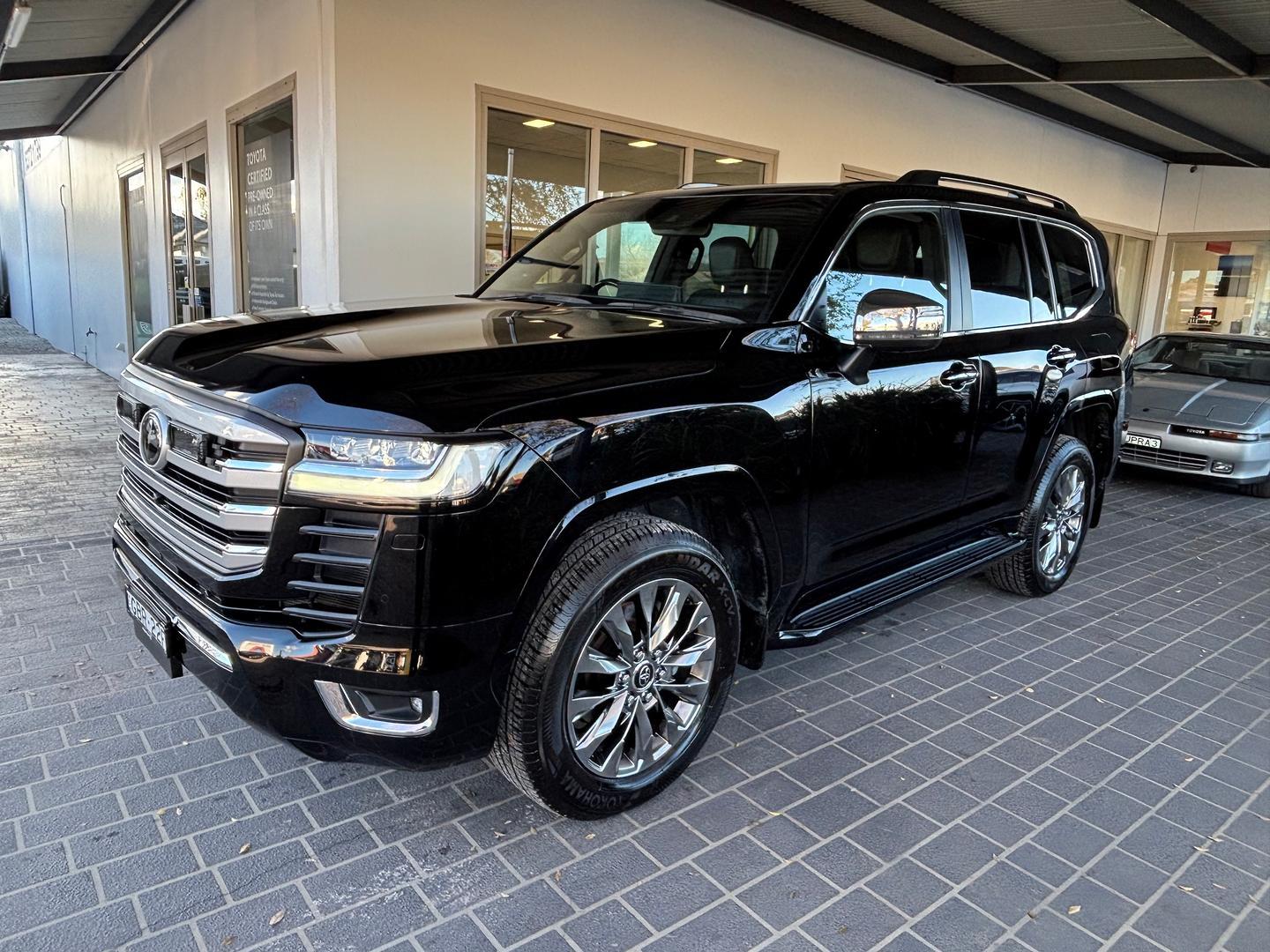 2021 Toyota Landcruiser Sahara ZX in Black