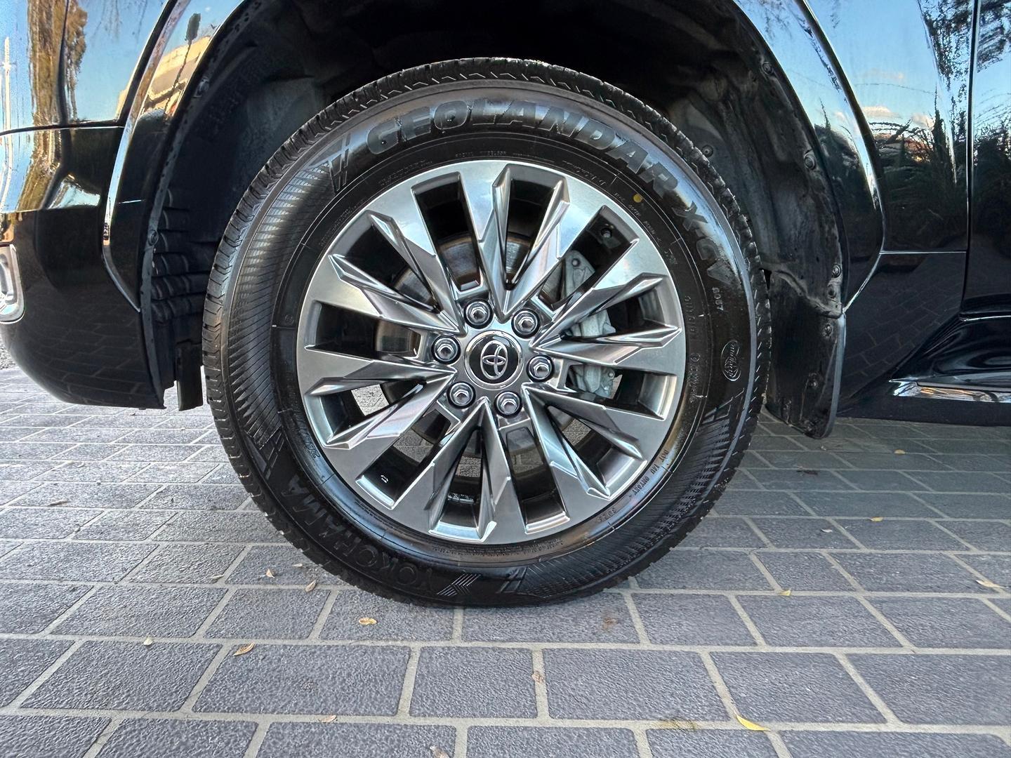 2021 Toyota Landcruiser Sahara ZX in Black