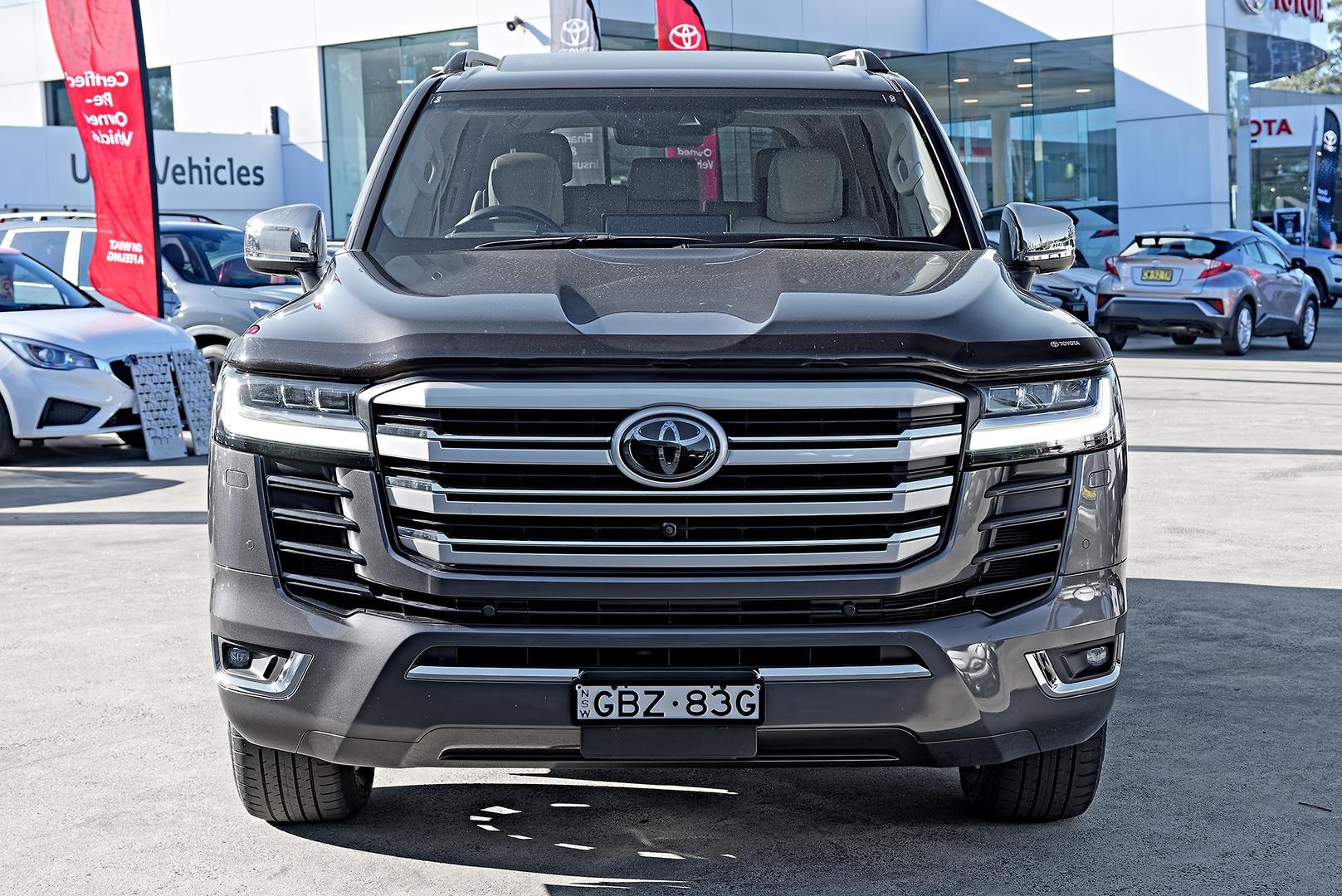 2022 Toyota Landcruiser Sahara ZX in Silver