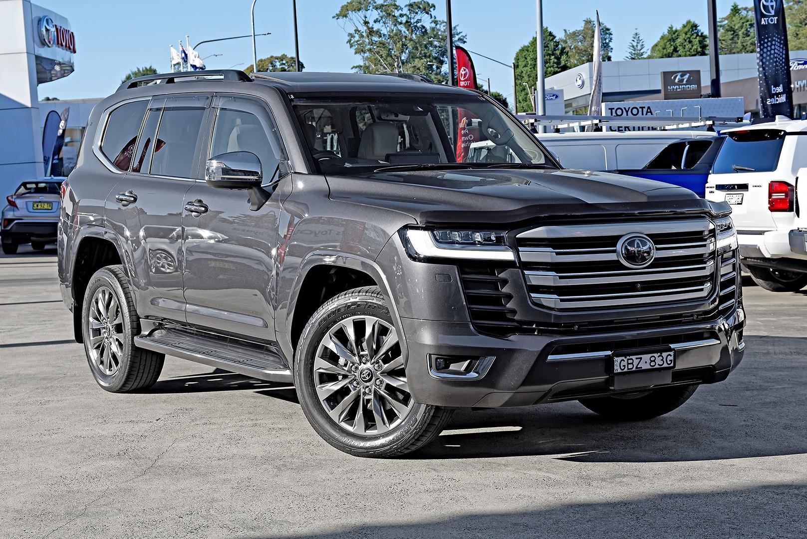 2022 Toyota Landcruiser Sahara ZX in Silver