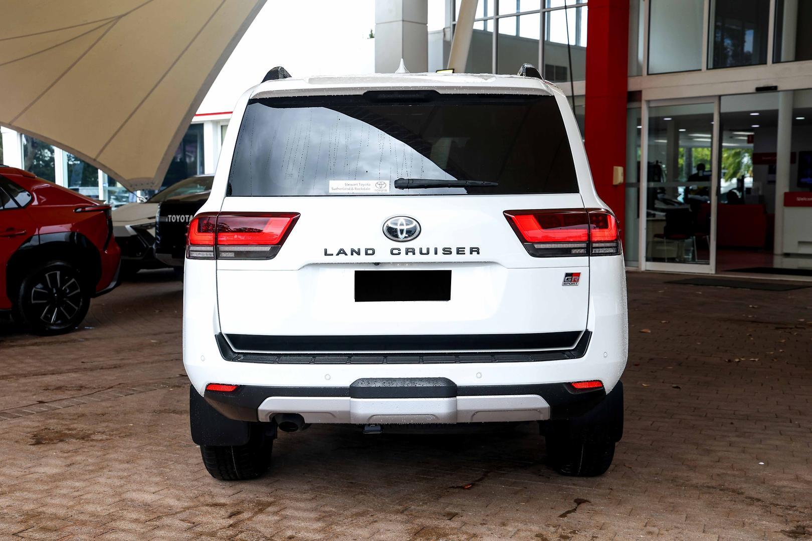 2022 Toyota Landcruiser GR-S in White